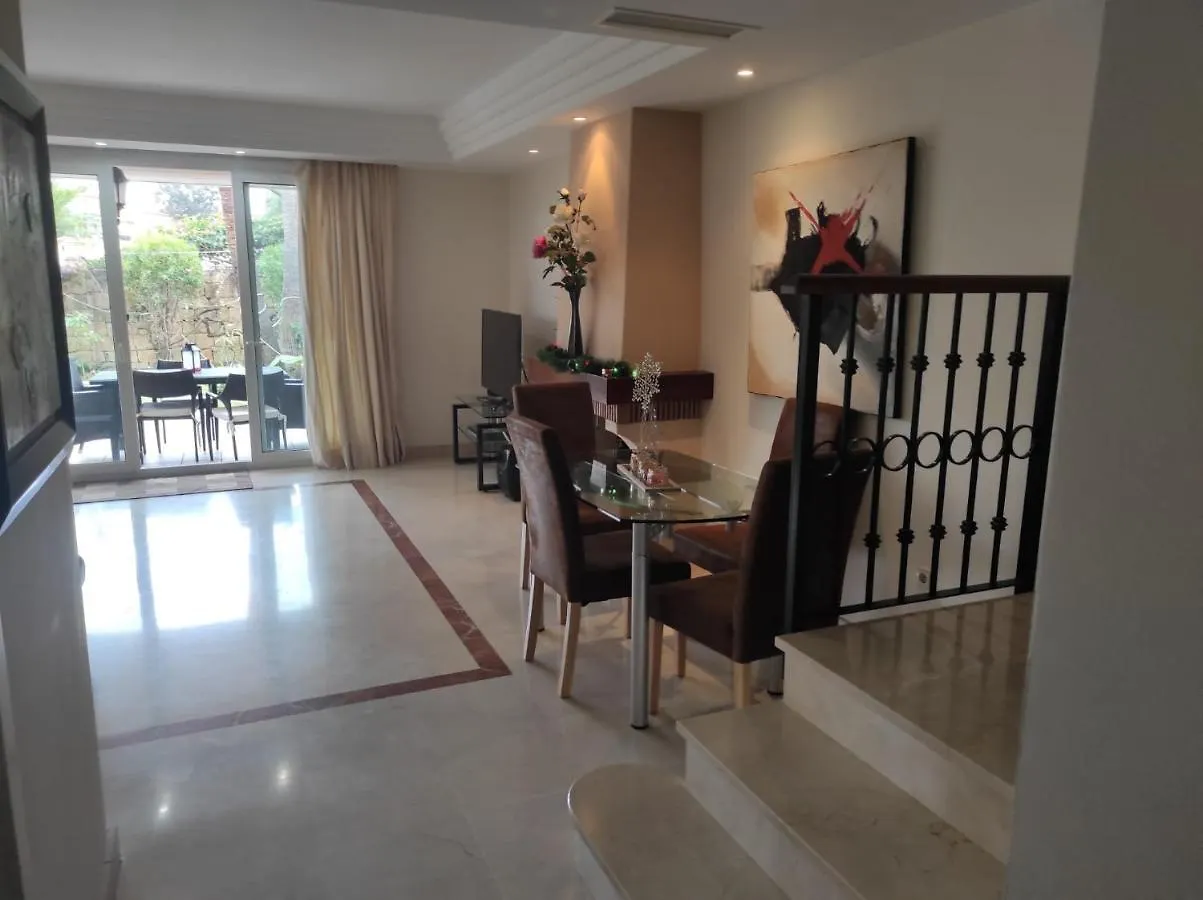 Villa Riviera Con Piscina Privada Junto Al Campo De Golf Sitio de Calahonda