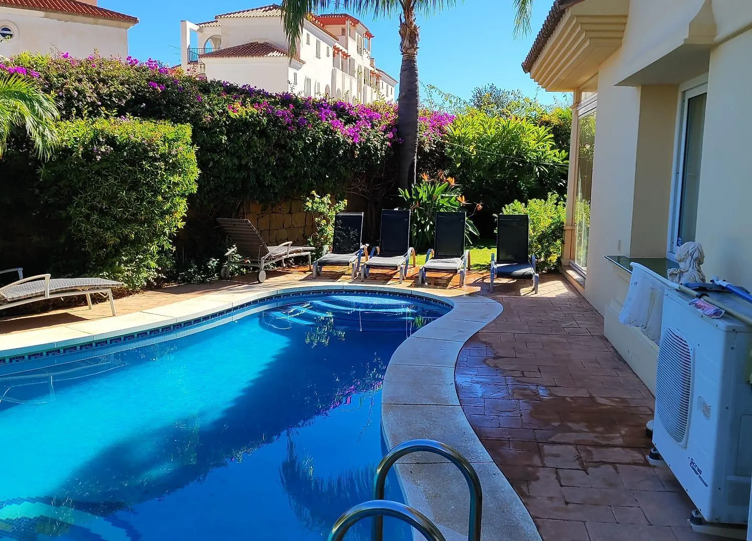Villa Riviera Con Piscina Privada Junto Al Campo De Golf Sitio de Calahonda Spain